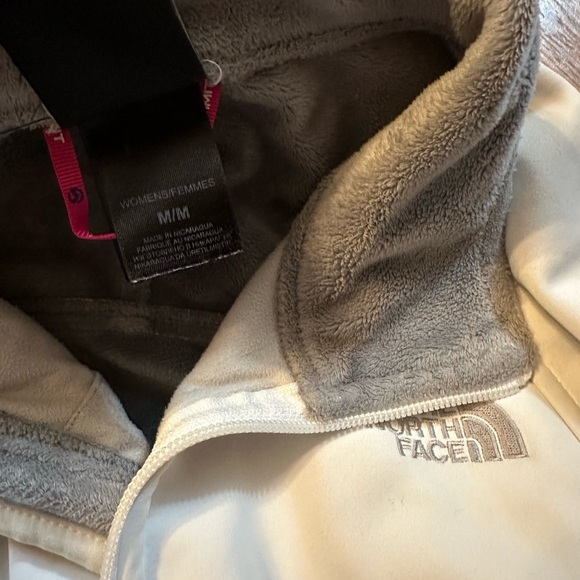 TNF jacket - Picture 2 of 2